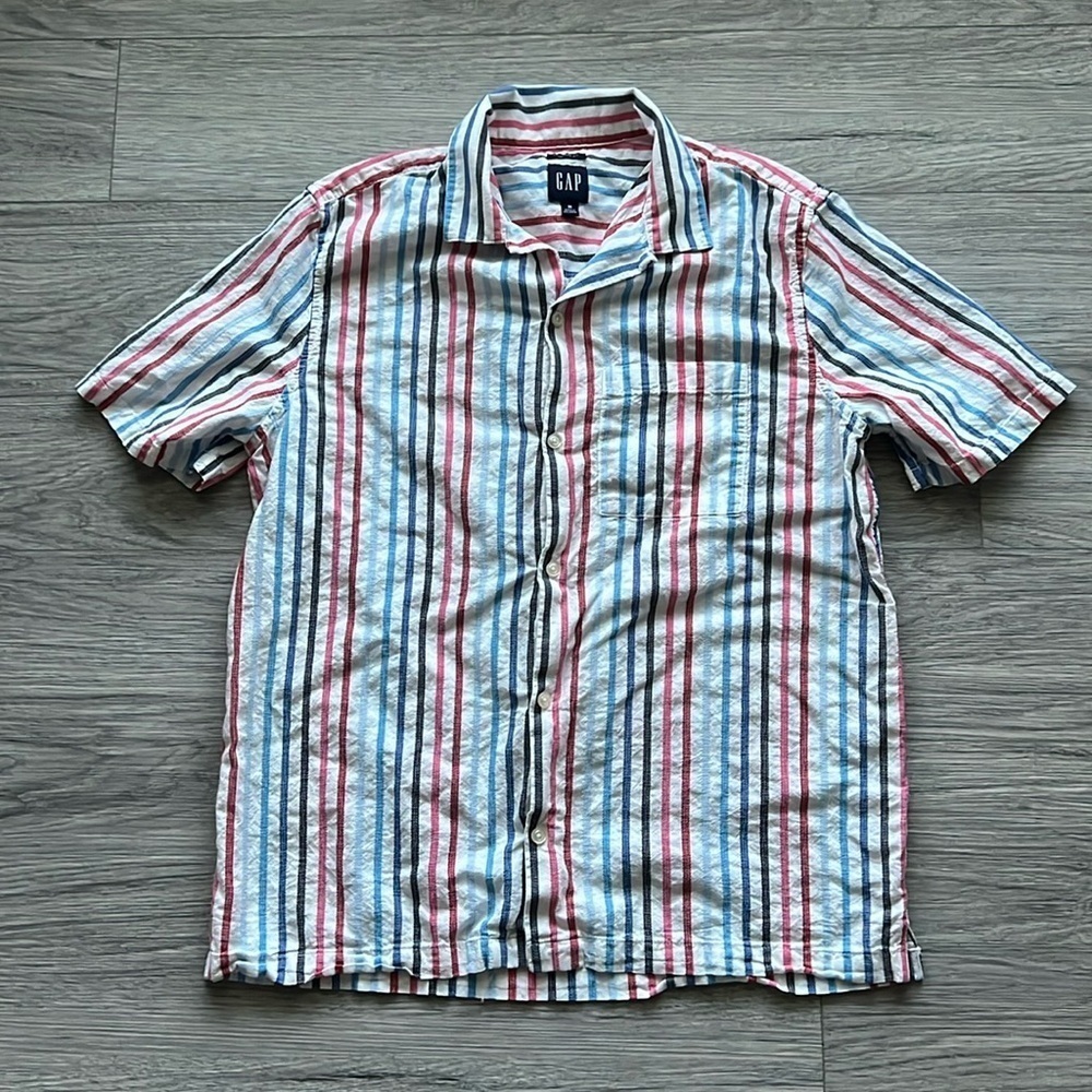 Gap Striped Button Up Short Sleeve Size Medium - image 1